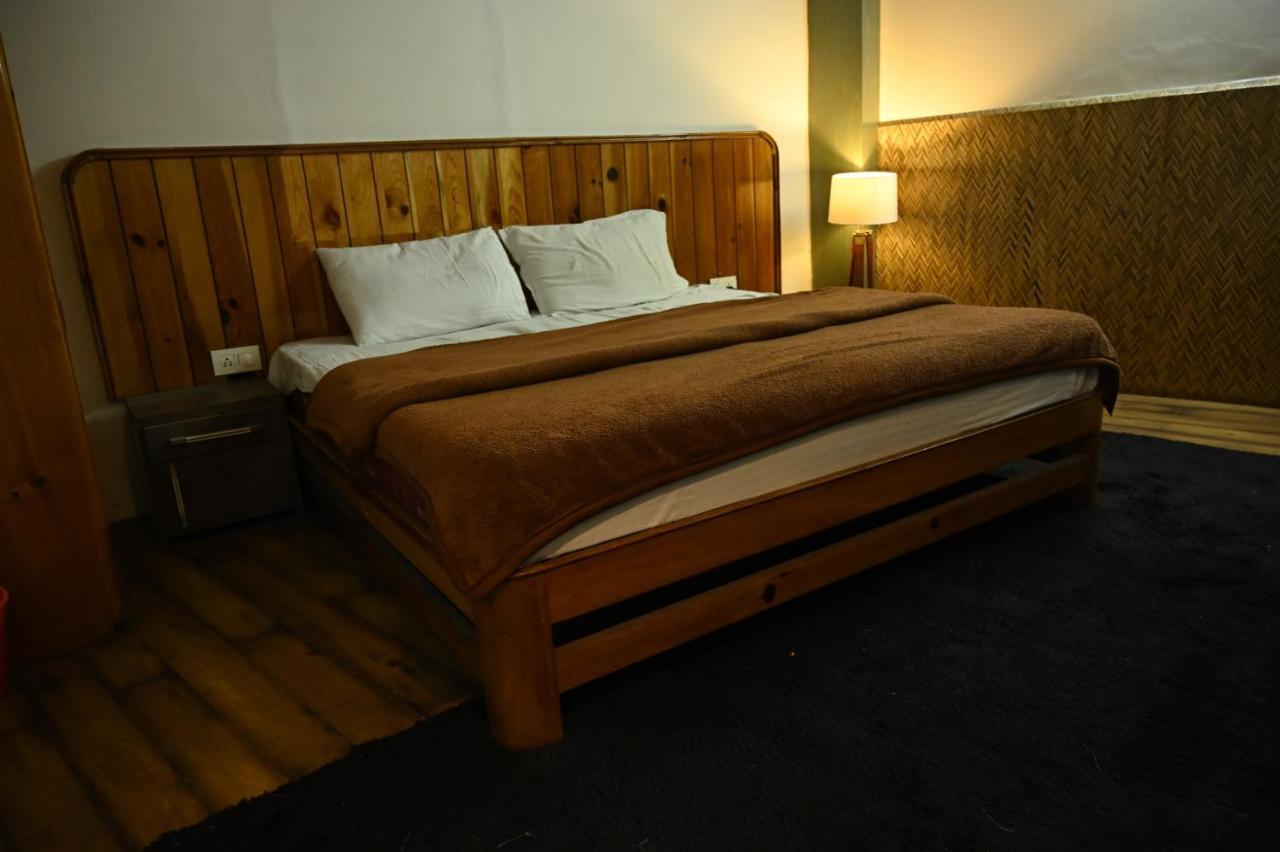 Hotel Manali Mahal Eksteriør bilde