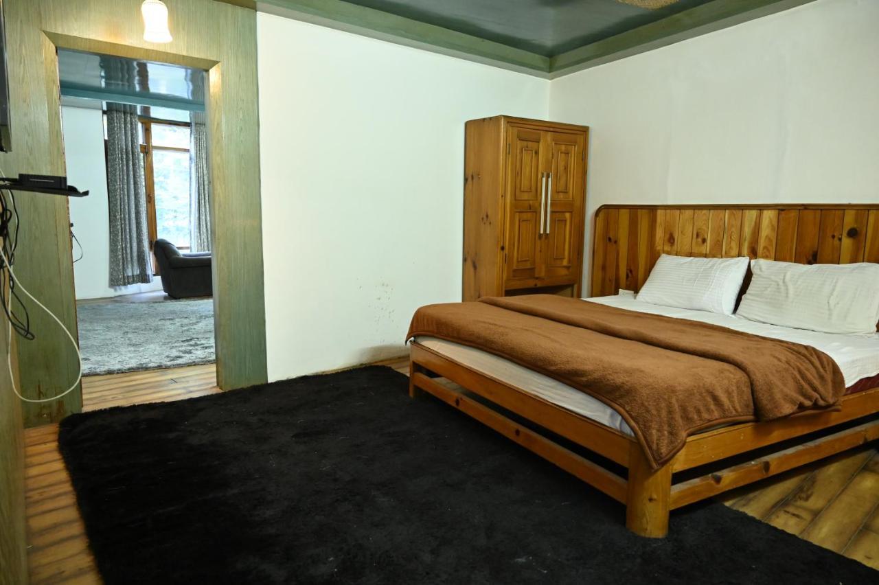 Hotel Manali Mahal Eksteriør bilde